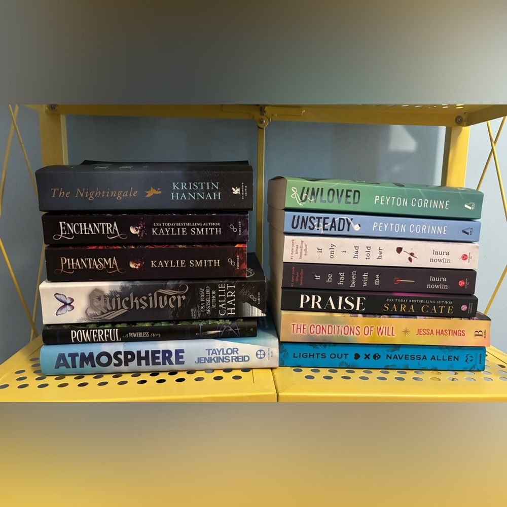 BOOK LOT
